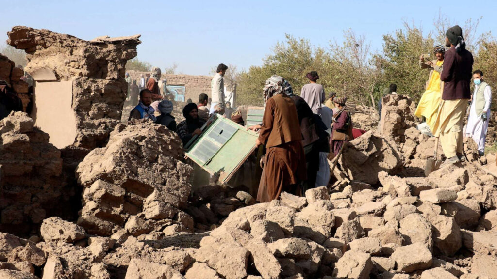 Earth-Shattering 6.3 Magnitude Quake Rocks Afghanistan 2 AA1i0UvA 1