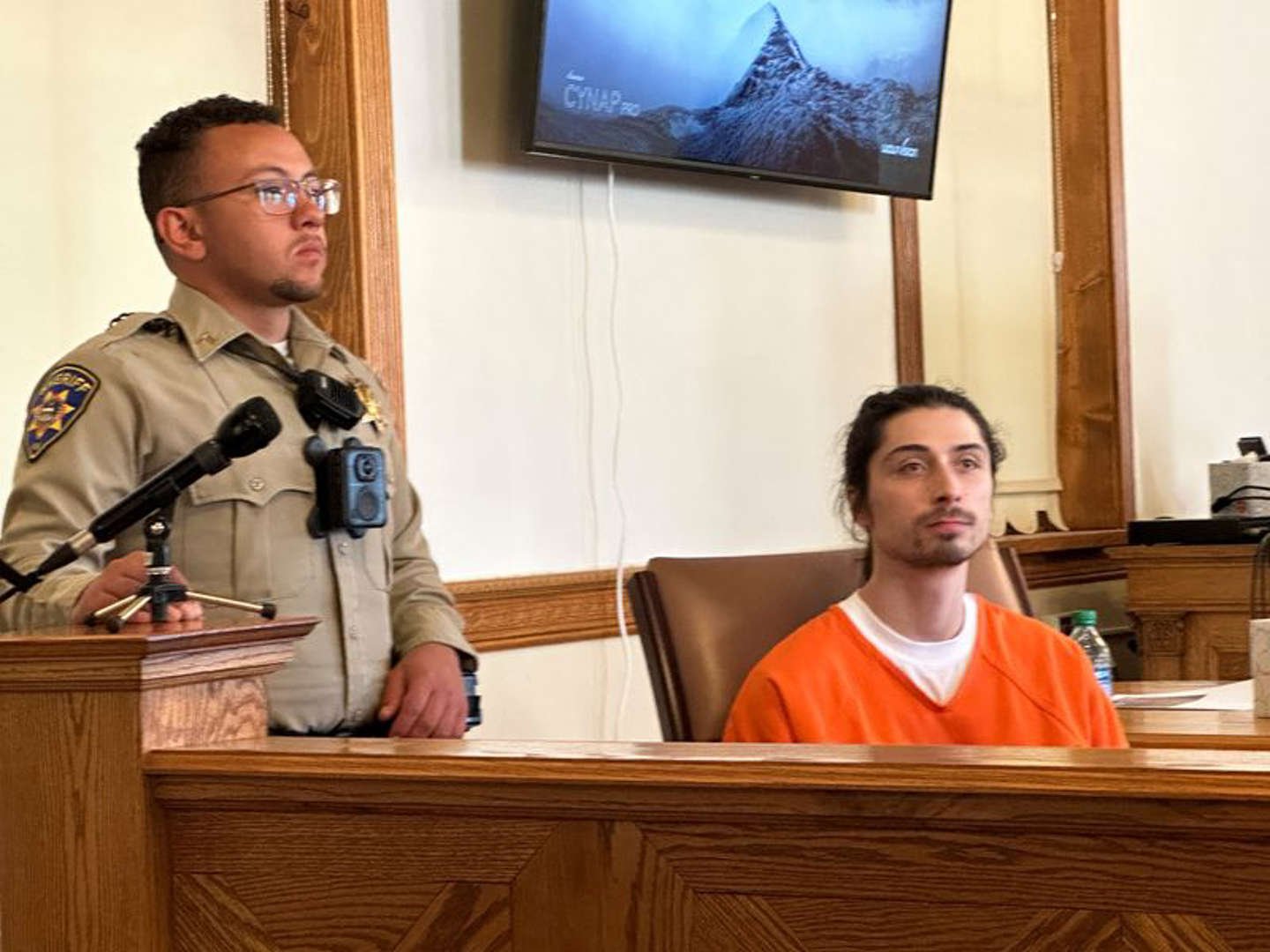New Mexico Resident Asserts Self-Defense in Protest Shooting Incident 1 AA1ib43P