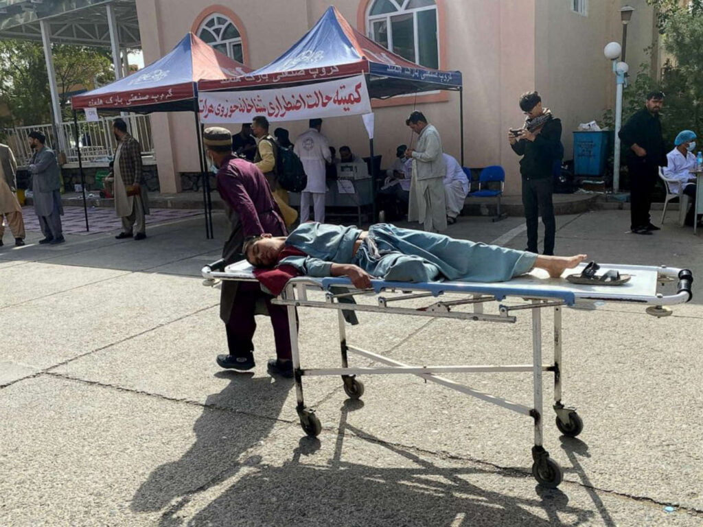 Powerful Earthquake Strikes Western Afghanistan 2 AA1ieoht