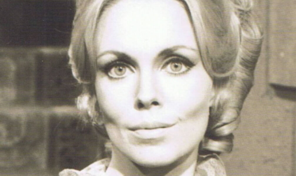 Lara Parker, Witch Angelique on ‘Dark Shadows,' Dies at 84 1 best-pictures-of-lara-parker