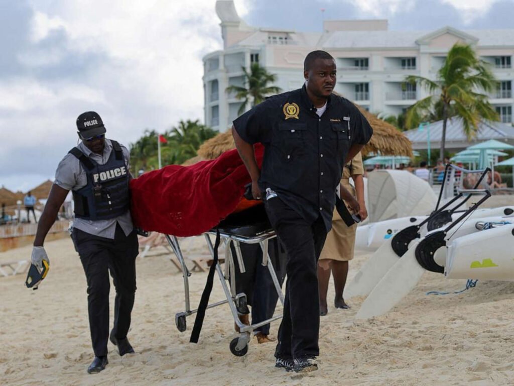 An American woman died in a Bahamas shark attack 2 AA1kZJtP