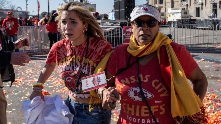 1 person dead, more than 20 wounded in shooting following Super Bowl parade