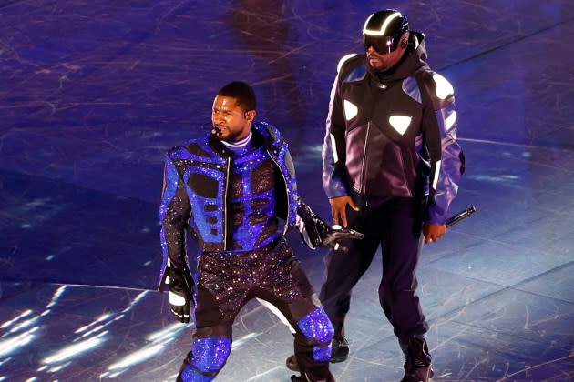Will.i.am on Usher's Halftime Show: "Lots of OMG moments." 3 d01055609b1258c9befdb92608741329